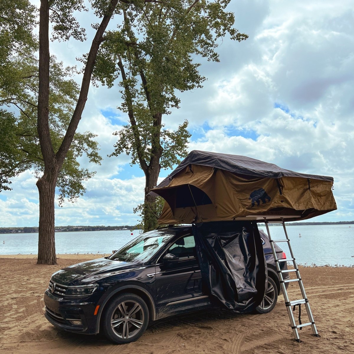 roof top tent canada Revelstoke XE 3-4 people Rooftop tent